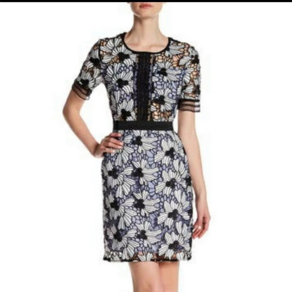 Women’s dress